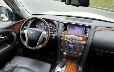 Infiniti QX80 I рестайлинг, 2017 год, 3 200 000 рублей, 29 фотография