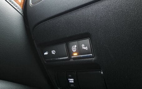 Infiniti QX80 I рестайлинг, 2017 год, 3 200 000 рублей, 39 фотография