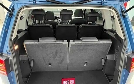 Volkswagen Touran III, 2022 год, 1 976 000 рублей, 13 фотография