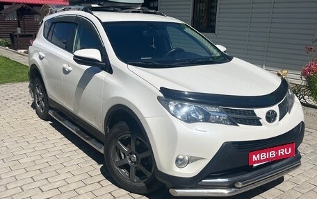 Toyota RAV4, 2013 год, 2 300 000 рублей, 2 фотография