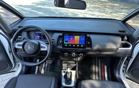 Honda Fit, 2021 год, 1 630 000 рублей, 4 фотография