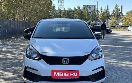 Honda Fit, 2021 год, 1 630 000 рублей, 2 фотография