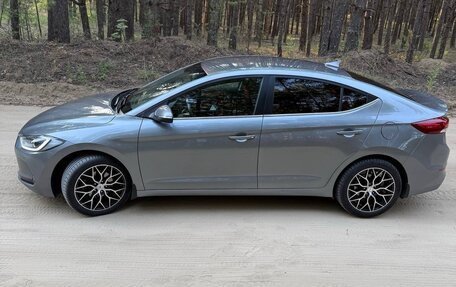 Hyundai Elantra VI рестайлинг, 2018 год, 1 750 000 рублей, 10 фотография