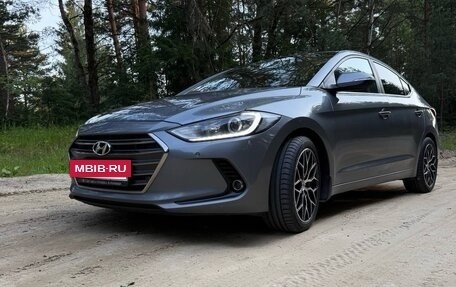 Hyundai Elantra VI рестайлинг, 2018 год, 1 750 000 рублей, 2 фотография