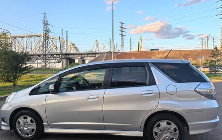 Honda Fit Shuttle I рестайлинг, 2011 год, 1 100 000 рублей, 3 фотография