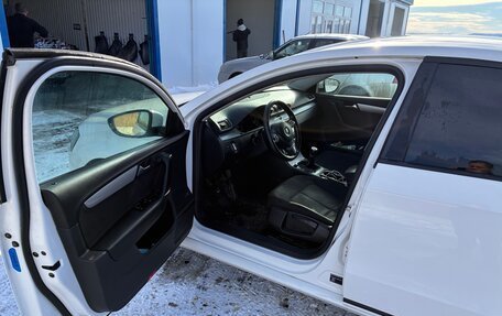 Volkswagen Passat B7, 2012 год, 900 000 рублей, 6 фотография