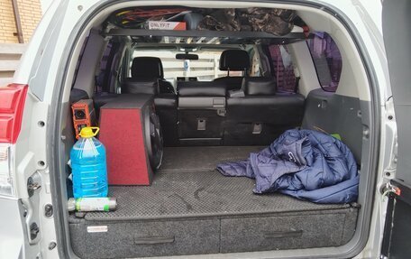 Toyota Land Cruiser Prado 150 рестайлинг 2, 2013 год, 3 200 000 рублей, 14 фотография