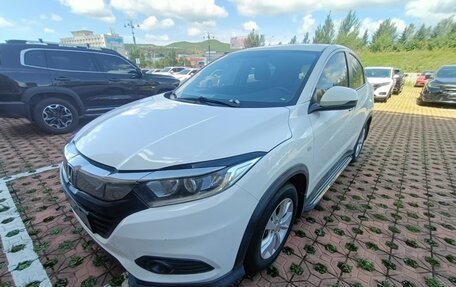 Honda Vezel, 2021 год, 1 350 000 рублей, 2 фотография