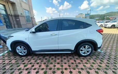 Honda Vezel, 2021 год, 1 350 000 рублей, 3 фотография