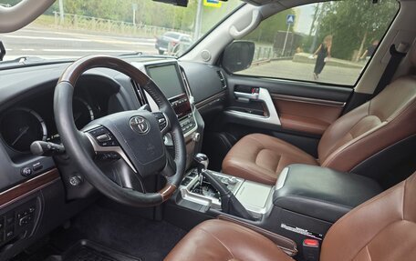 Toyota Land Cruiser 200, 2017 год, 5 999 999 рублей, 4 фотография