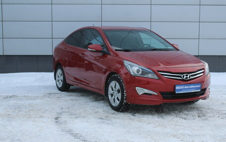 Hyundai Solaris II рестайлинг, 2015 год, 1 025 000 рублей, 3 фотография