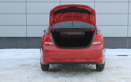 Hyundai Solaris II рестайлинг, 2015 год, 1 025 000 рублей, 13 фотография