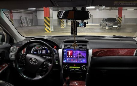 Toyota Camry, 2014 год, 1 580 000 рублей, 9 фотография