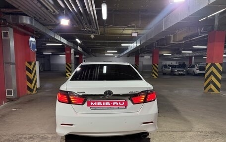 Toyota Camry, 2014 год, 1 580 000 рублей, 7 фотография