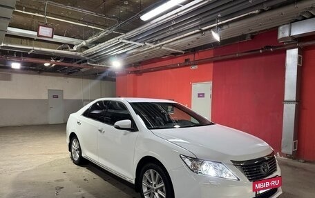 Toyota Camry, 2014 год, 1 580 000 рублей, 2 фотография