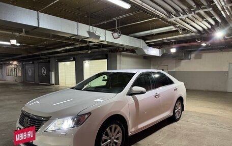 Toyota Camry, 2014 год, 1 580 000 рублей, 3 фотография