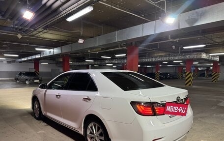 Toyota Camry, 2014 год, 1 580 000 рублей, 6 фотография