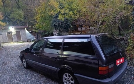 Volkswagen Passat B3, 1993 год, 260 000 рублей, 1 фотография