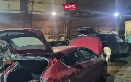 Opel Astra J, 2011 год, 580 000 рублей, 14 фотография