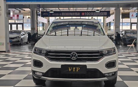 Volkswagen T-Roc I, 2021 год, 1 600 000 рублей, 2 фотография