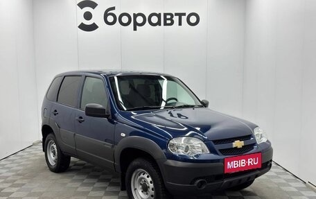 Chevrolet Niva I рестайлинг, 2019 год, 830 000 рублей, 3 фотография