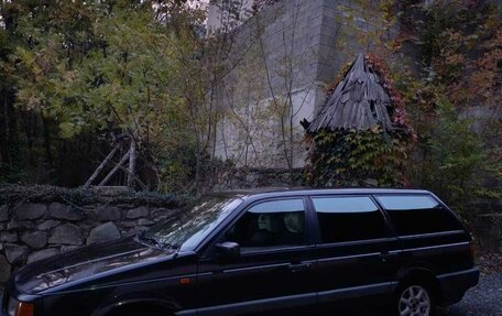 Volkswagen Passat B3, 1993 год, 260 000 рублей, 2 фотография