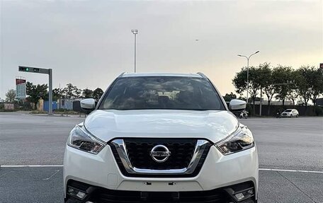 Nissan Kicks I, 2021 год, 1 200 000 рублей, 2 фотография
