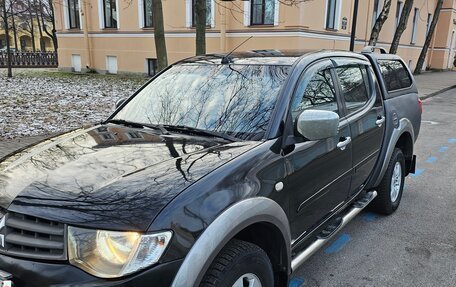 Mitsubishi L200 IV рестайлинг, 2010 год, 1 200 000 рублей, 2 фотография