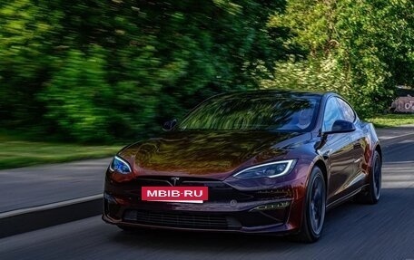 Tesla Model S I, 2022 год, 8 999 999 рублей, 6 фотография