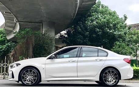 BMW 1 серия, 2023 год, 1 780 000 рублей, 4 фотография