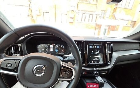 Volvo XC60 II, 2020 год, 3 800 000 рублей, 6 фотография