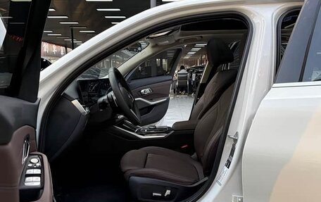 BMW 3 серия, 2023 год, 3 560 000 рублей, 10 фотография