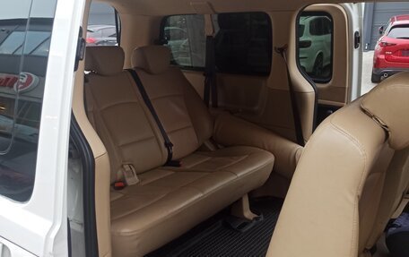 Hyundai H-1 II рестайлинг, 2019 год, 2 700 000 рублей, 6 фотография