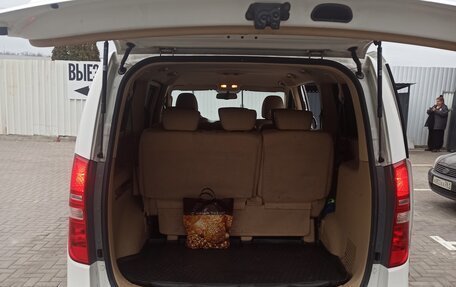 Hyundai H-1 II рестайлинг, 2019 год, 2 700 000 рублей, 5 фотография