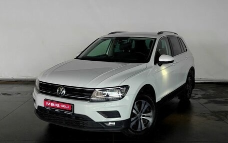 Volkswagen Tiguan II, 2018 год, 2 178 000 рублей, 1 фотография