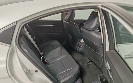 Toyota Camry, 2024 год, 4 850 000 рублей, 18 фотография