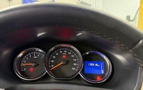 Renault Logan II, 2015 год, 720 000 рублей, 18 фотография