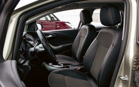 Opel Astra J, 2011 год, 795 000 рублей, 11 фотография