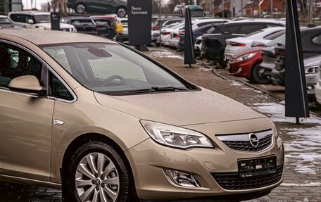 Opel Astra J, 2011 год, 795 000 рублей, 9 фотография