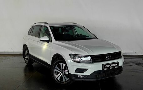 Volkswagen Tiguan II, 2018 год, 2 178 000 рублей, 3 фотография