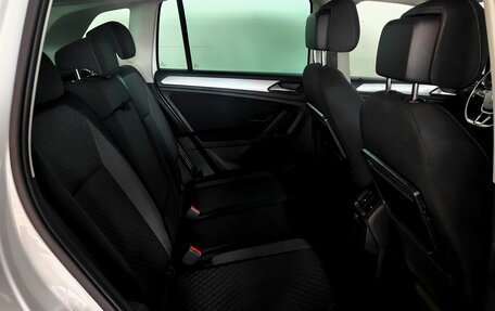 Volkswagen Tiguan II, 2018 год, 2 178 000 рублей, 17 фотография