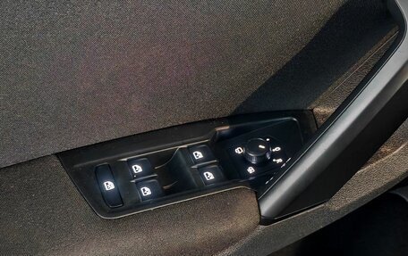 Volkswagen Tiguan II, 2018 год, 2 178 000 рублей, 15 фотография