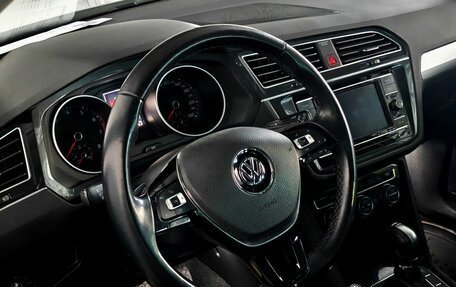 Volkswagen Tiguan II, 2018 год, 2 178 000 рублей, 12 фотография