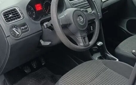 Volkswagen Polo VI (EU Market), 2011 год, 810 000 рублей, 7 фотография