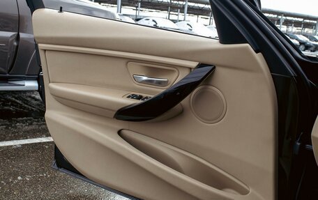 BMW 3 серия, 2017 год, 1 895 000 рублей, 12 фотография