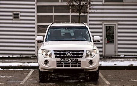 Mitsubishi Pajero IV, 2012 год, 1 895 000 рублей, 2 фотография