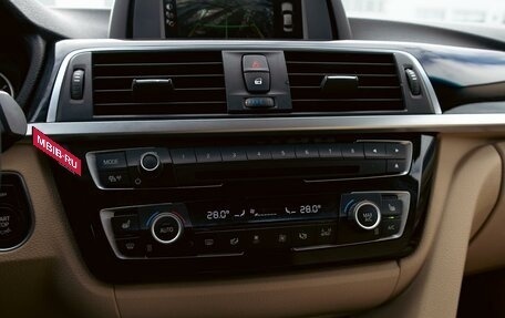 BMW 3 серия, 2017 год, 1 895 000 рублей, 15 фотография