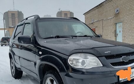 Chevrolet Niva I рестайлинг, 2015 год, 557 400 рублей, 1 фотография