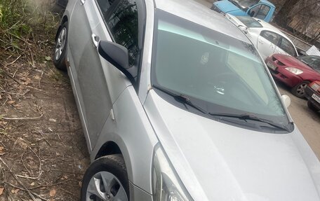 Hyundai Solaris II рестайлинг, 2015 год, 550 000 рублей, 3 фотография