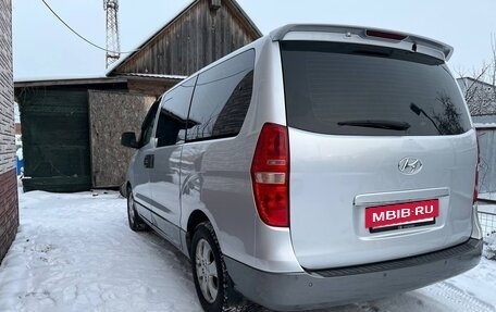 Hyundai Grand Starex Grand Starex I рестайлинг 2, 2009 год, 1 190 000 рублей, 2 фотография